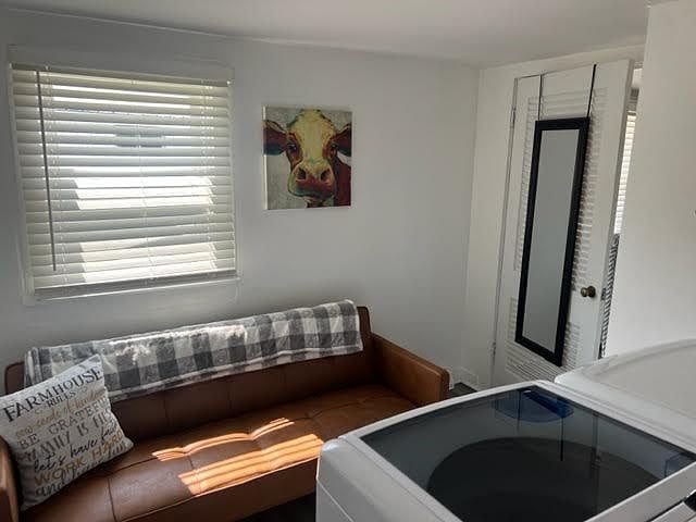 A futon is available in the laundry room.