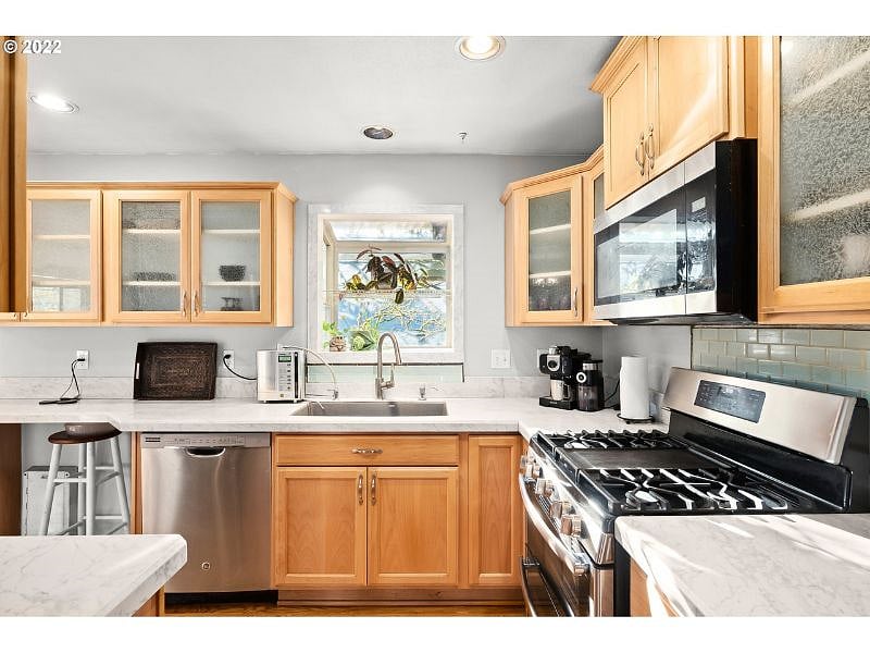 Furnished Finder property 534425_1 photo 9