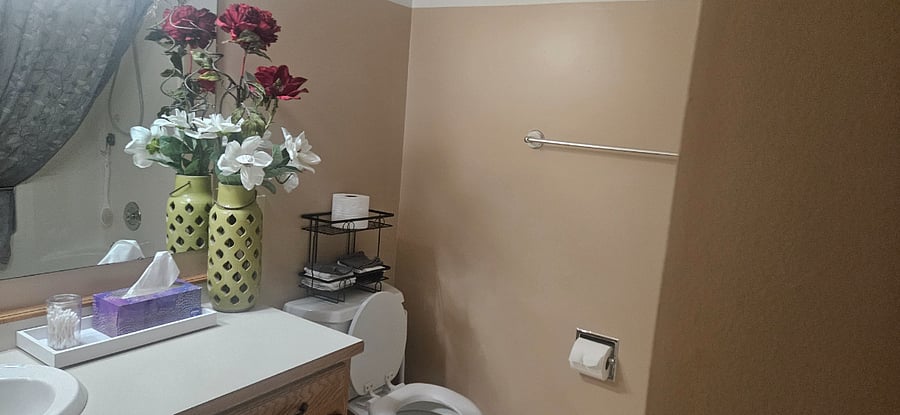 Bathroom upper level