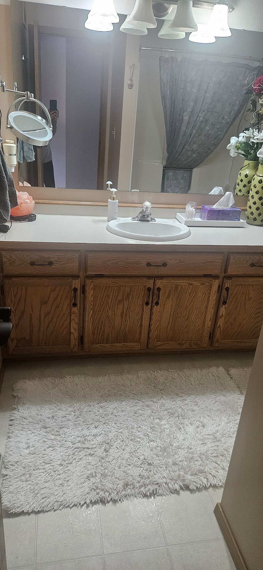 Bathroom upper level