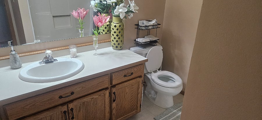 upper level bathroom - not shared