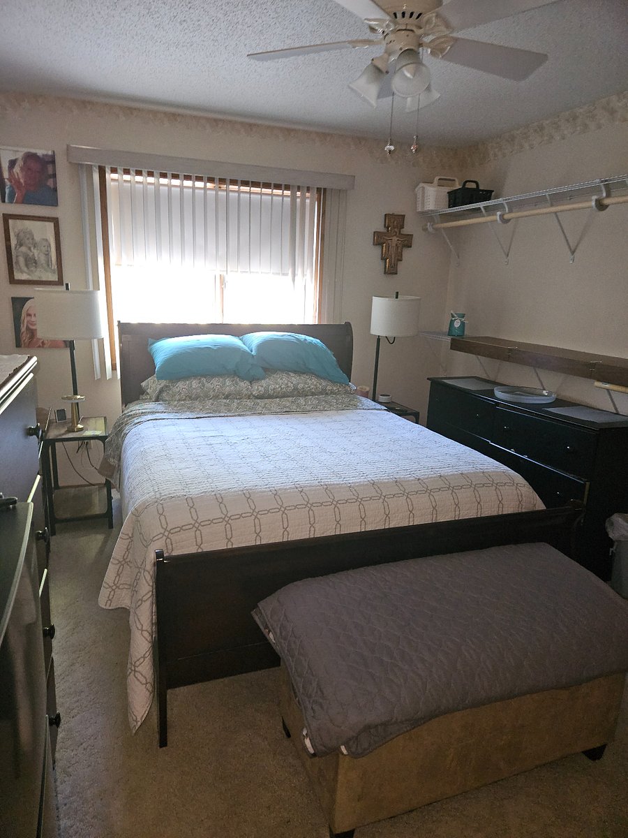 upper bedroom