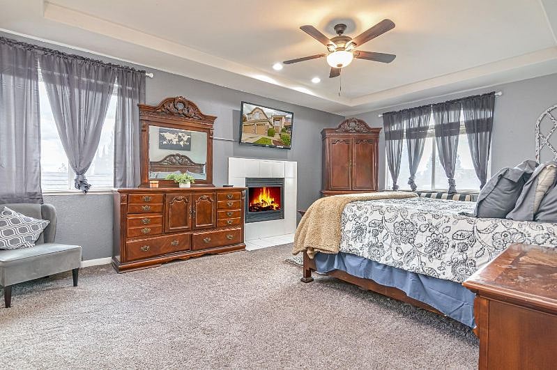 Furniture and paint may be different 