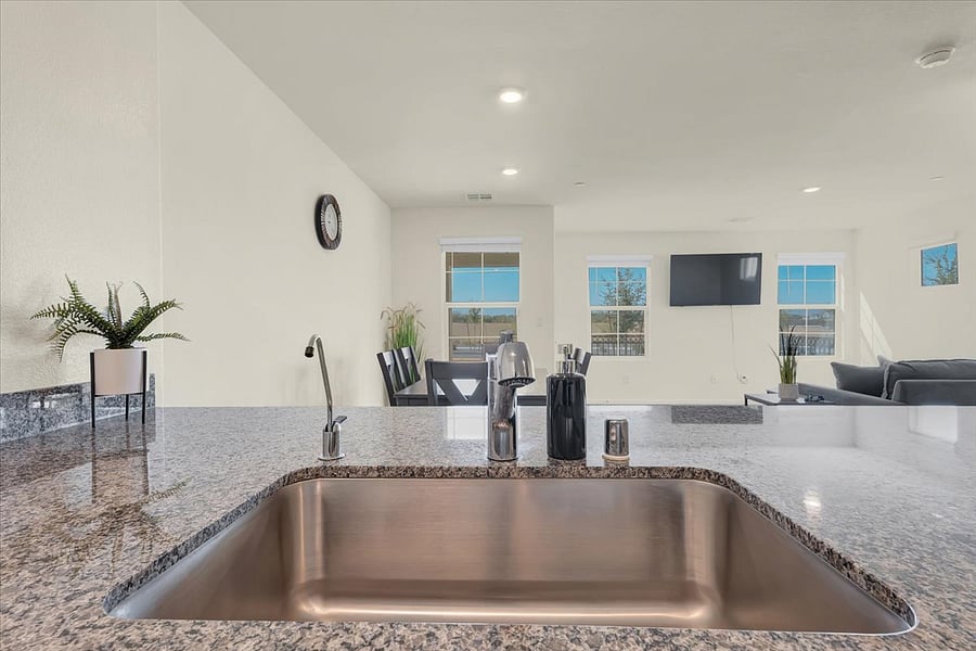 Furnished Finder property 534647_1 photo 7