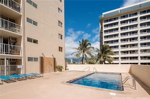 Pool located on 6th floor