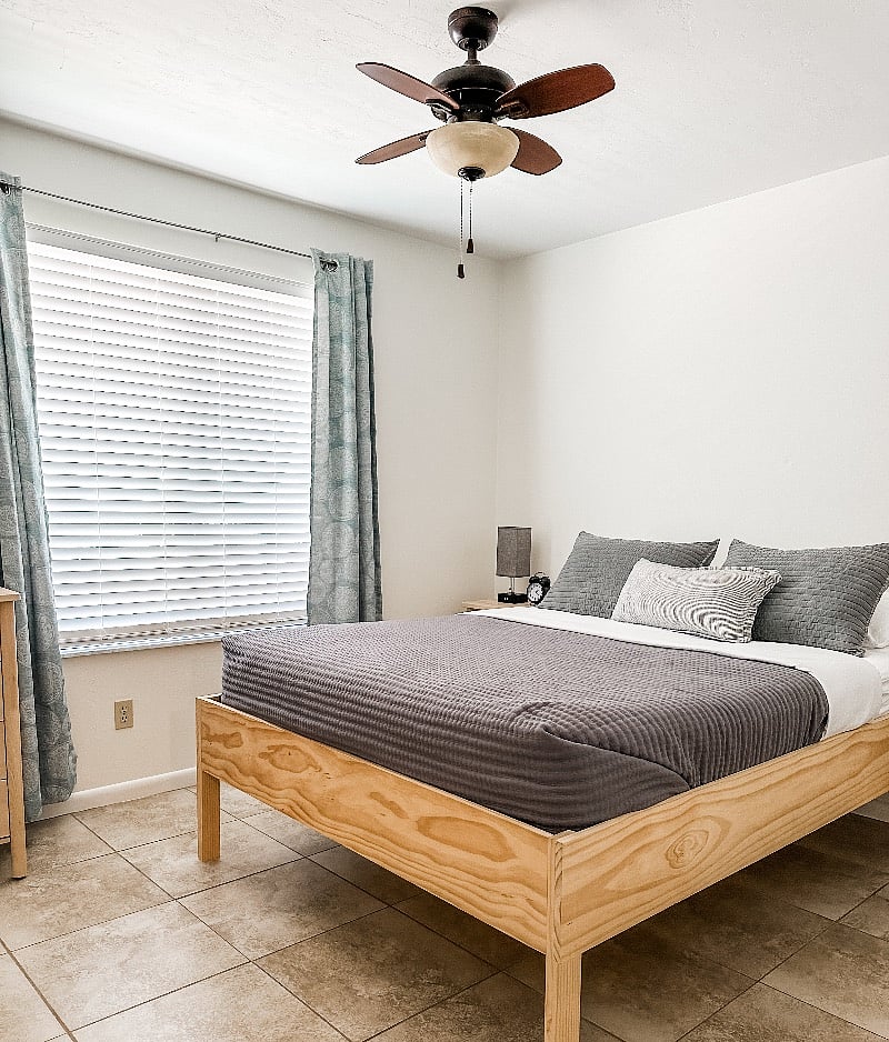 There is a large window in the bedroom if you like it bright and airy but we also have room-darkening blinds & black out curtains if you are a night shift person.