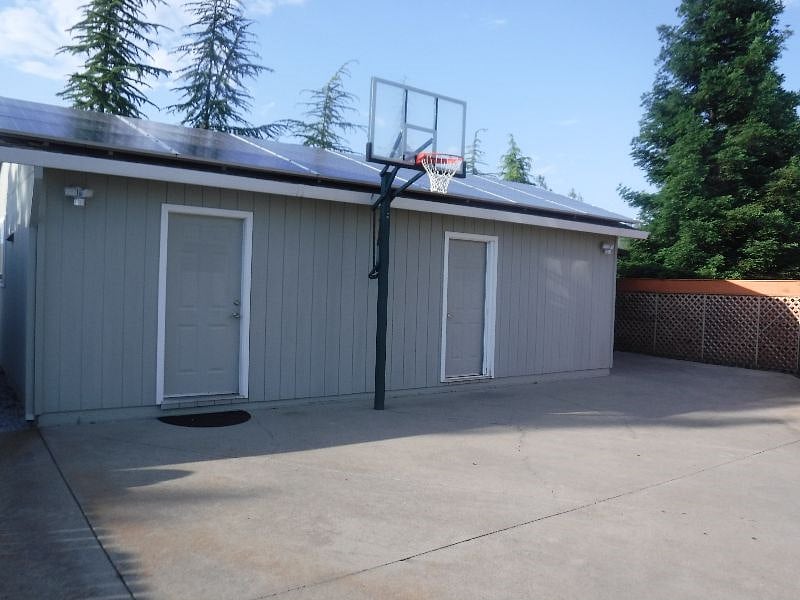 720 sf detached dwelling