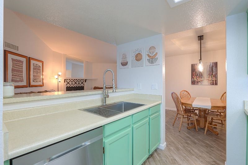 Furnished Finder property 535062_1 photo 11