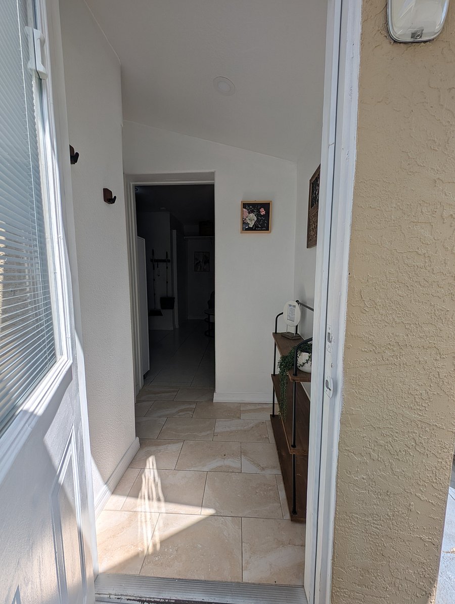 Furnished Finder property 535129_1 photo 3