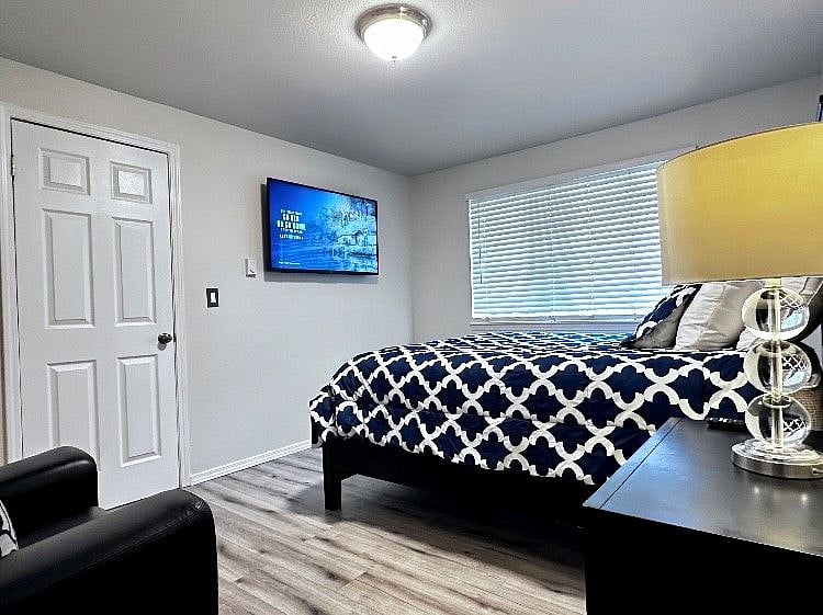 Furnished Finder property 535162_1 photo 13