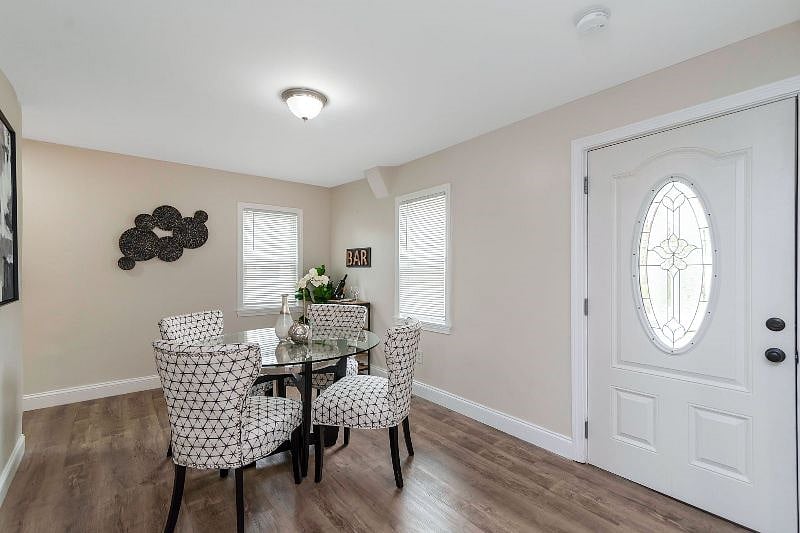 Furnished Finder property 535163_1 photo 2