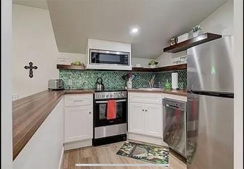 Furnished Finder property 535225_1 photo 3