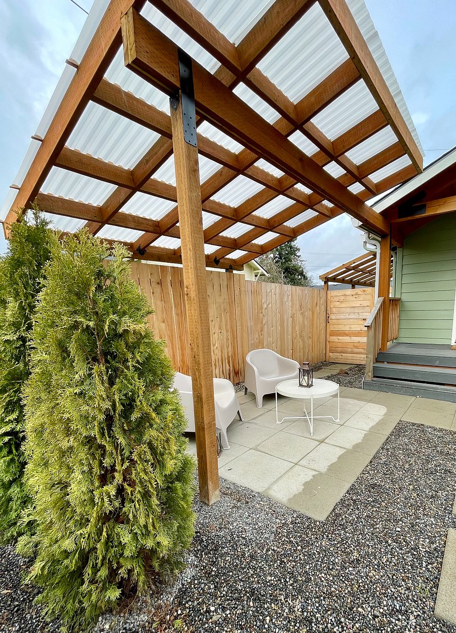 Outdoor covered seating