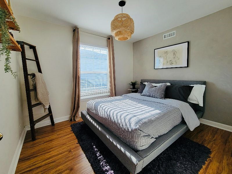 Furnished Finder property 535318_1 photo 9