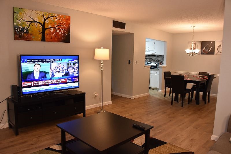 Living Room/Dining Room
