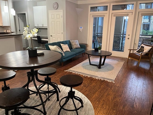 Furnished Finder property 535539_1 photo 3