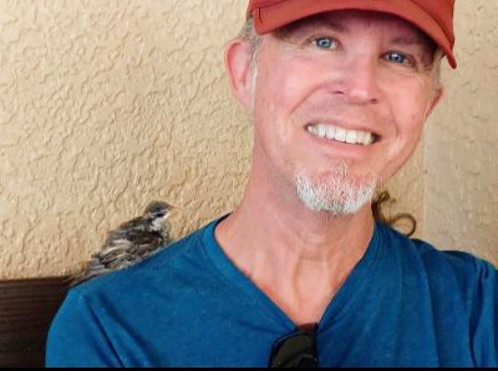 Hi! I'm Daniel Pettegrew and this a baby bird that I raised last year. Welcome to living the good life in southwestern Utah. One of the most beautiful places in the world.
