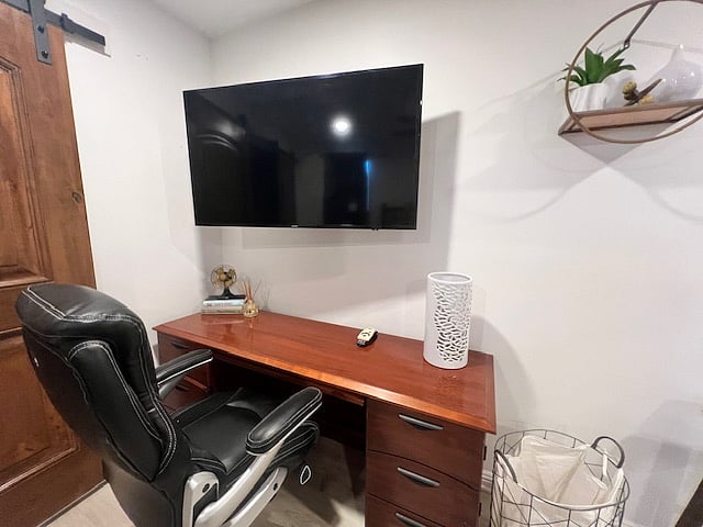 Furnished Finder property 535602_2 photo 5