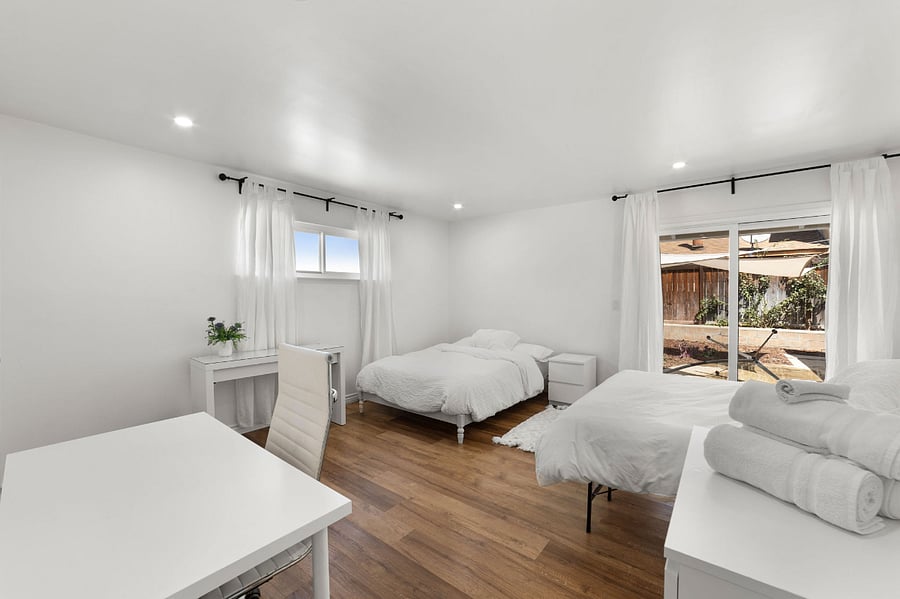Master Bedroom with 2 full beds