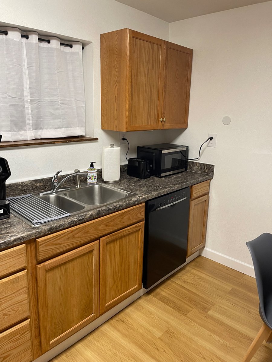 Furnished Finder property 535629_2 photo 9