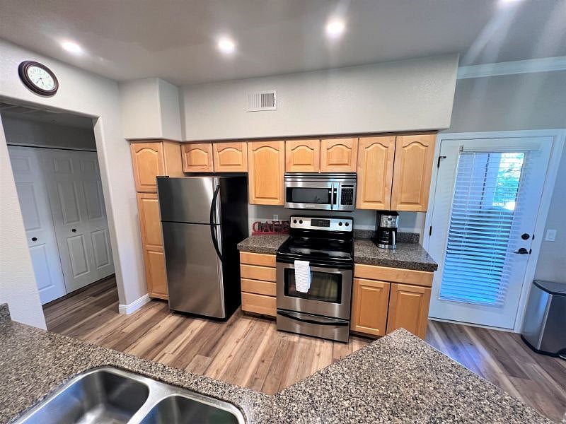 Furnished Finder property 535679_1 photo 11