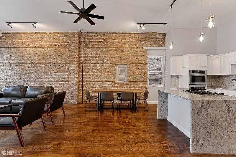 Dining area with a 6-seater dining table