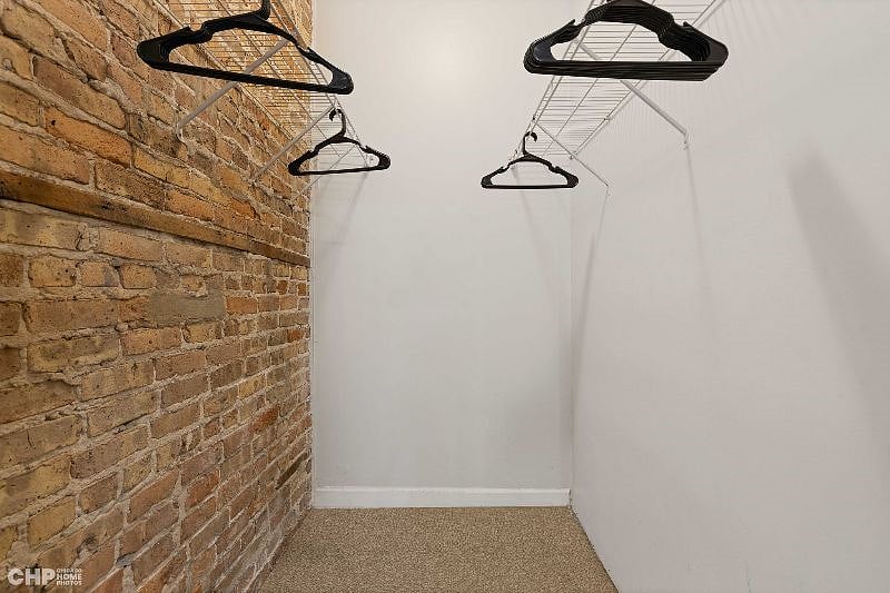 2nd bedroom's closet