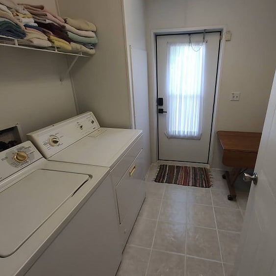 Furnished Finder property 535738_1 photo 13