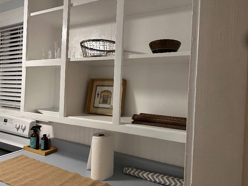 open shelving kitchen..