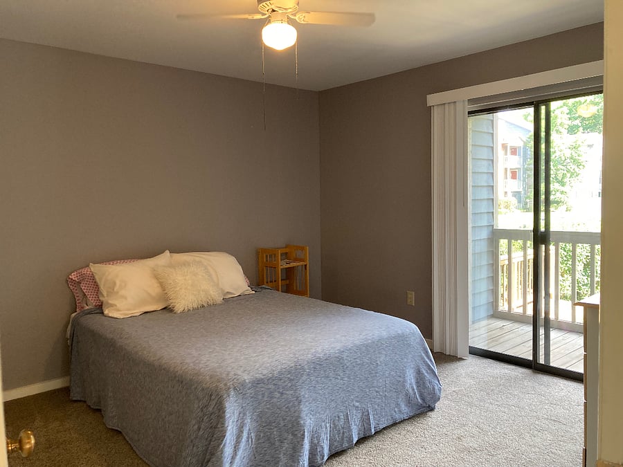 Second ensuite bedroom, Queen size bed.