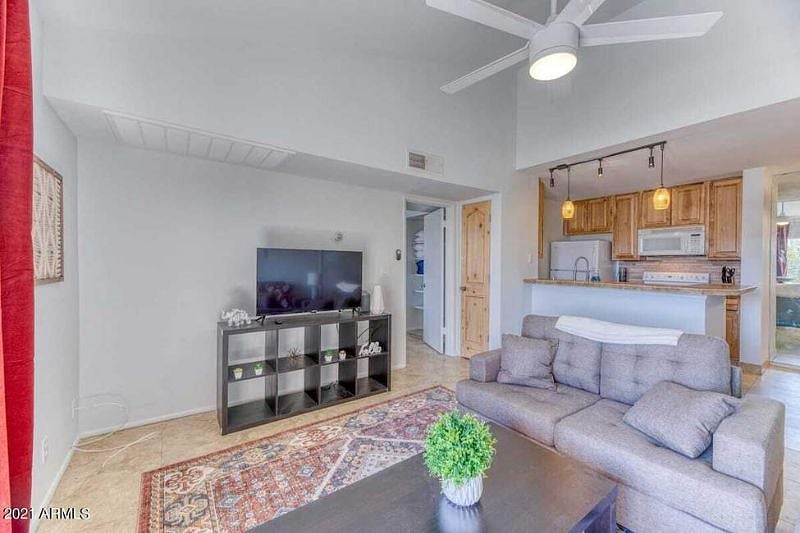 Furnished Finder property 535872_1 photo 3