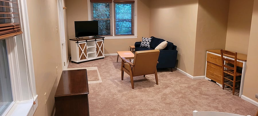 Furnished Finder property 535888_1 photo 24