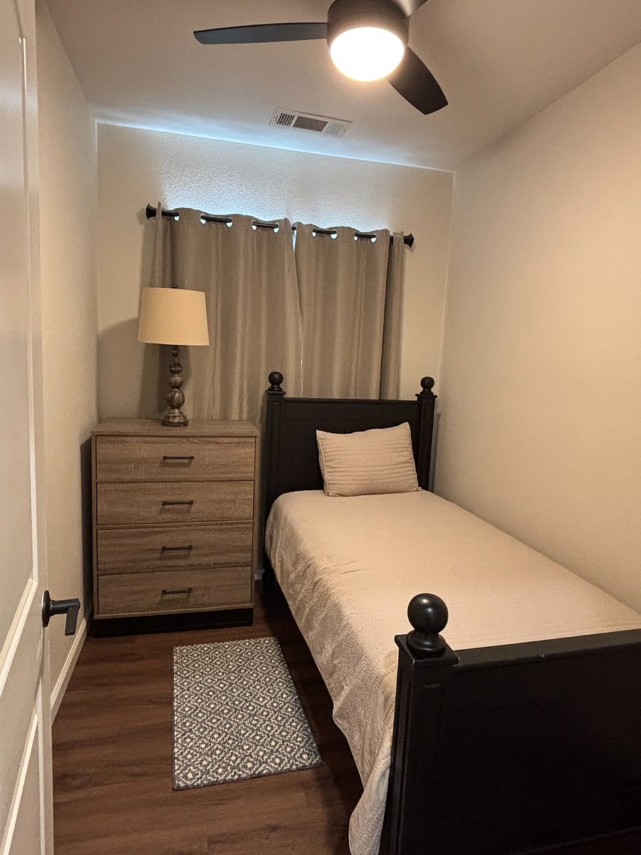 2nd room can be setup as an office, desk available