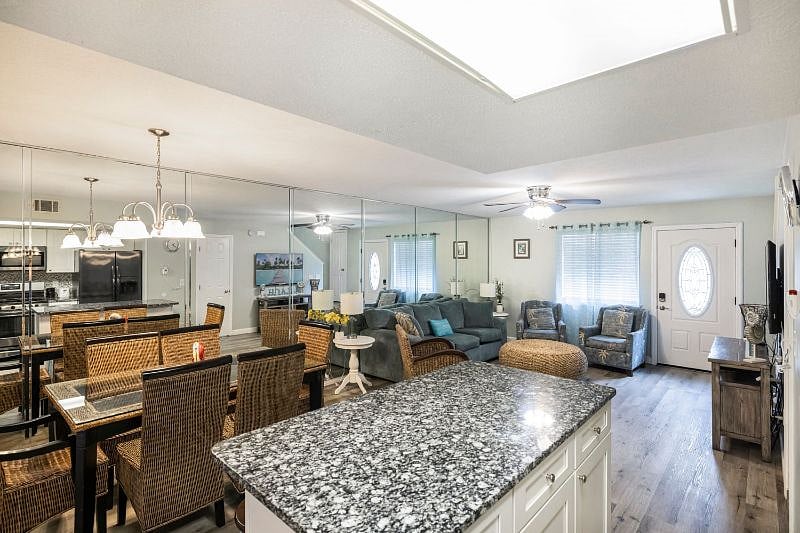 Furnished Finder property 535923_1 photo 12