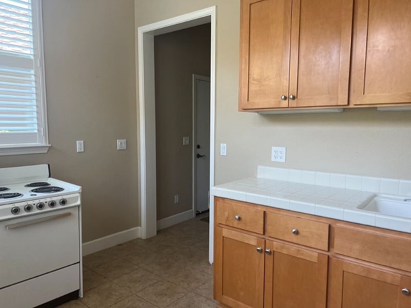 Furnished Finder property 535956_1 photo 6