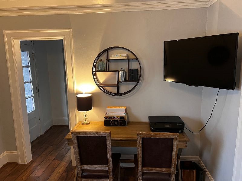 Work station with printer