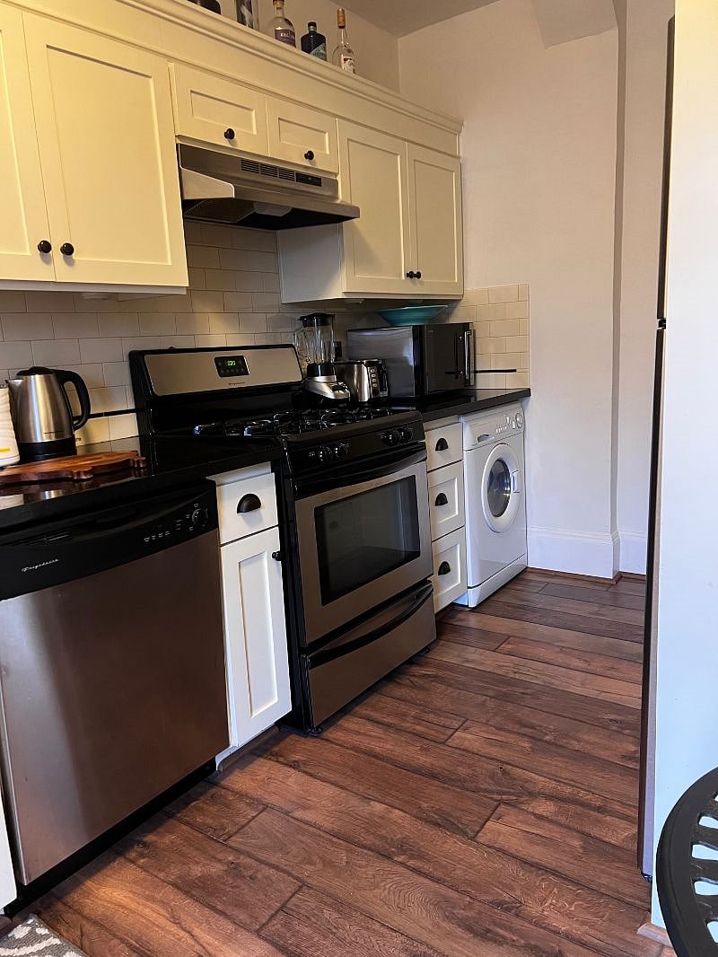 Furnished Finder property 535968_1 photo 11