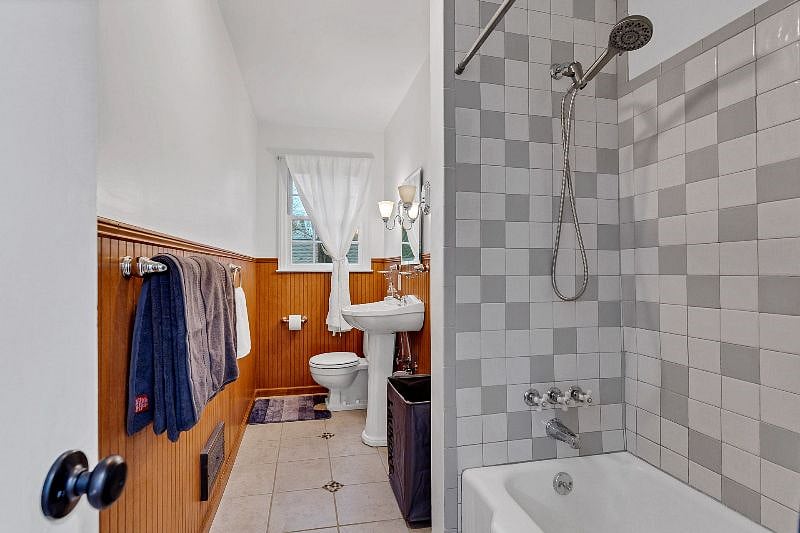 Furnished Finder property 535998_1 photo 15