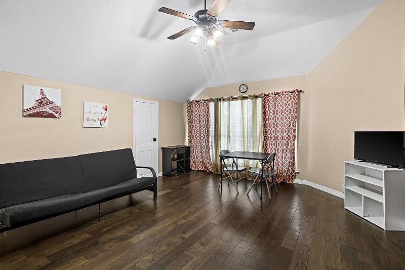 Furnished Finder property 536039_1 photo 14