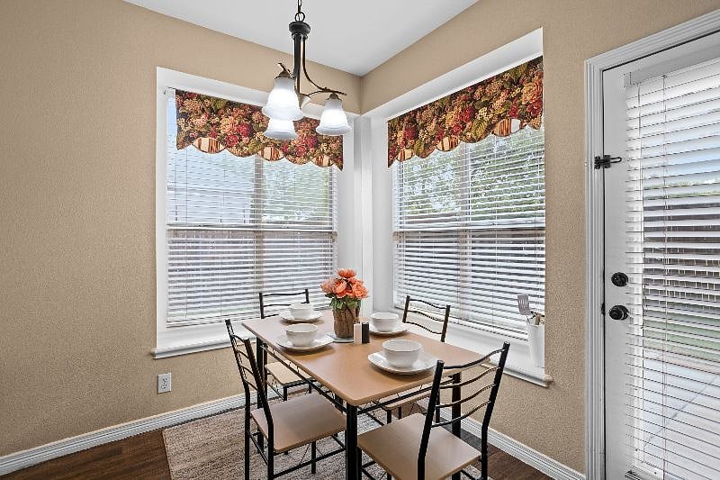 Furnished Finder property 536039_1 photo 5