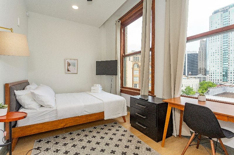 Furnished Finder property 536104_1 photo 2