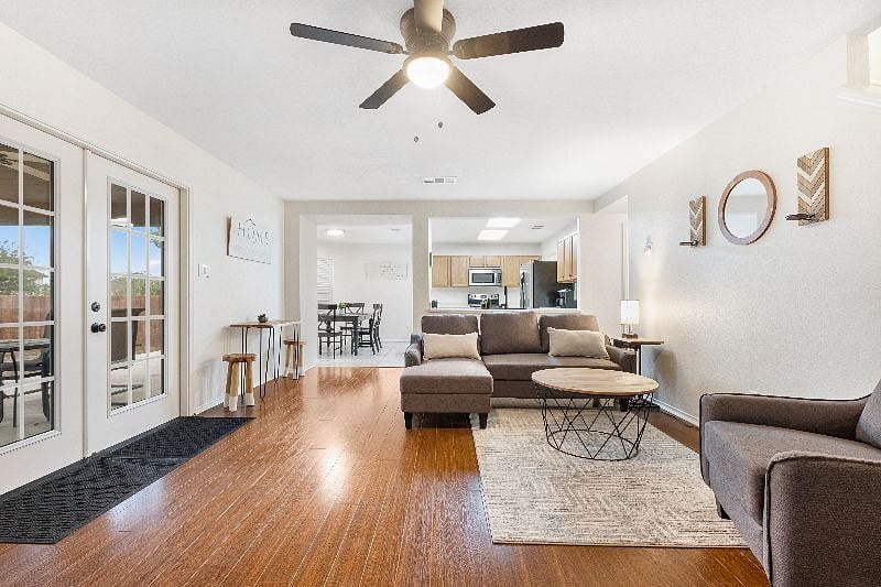 Furnished Finder property 536117_1 photo 4