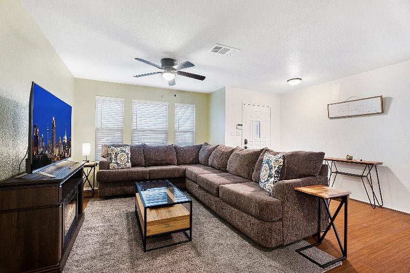 Furnished Finder property 536117_1 photo 6