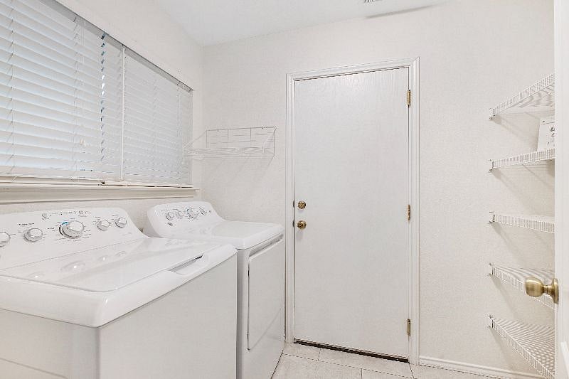 Furnished Finder property 536117_1 photo 16