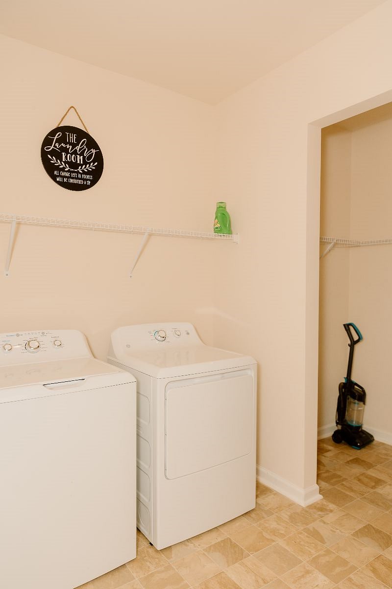Furnished Finder property 536256_1 photo 12