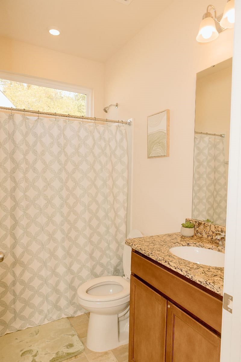 Furnished Finder property 536256_1 photo 17