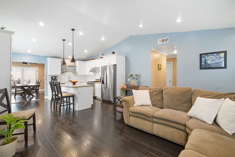 Furnished Finder property 536260_1 photo 11