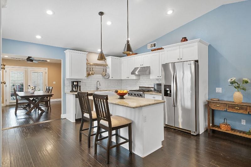 Furnished Finder property 536260_1 photo 17