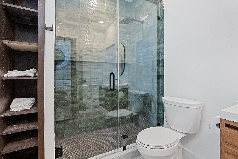 Oversized shower!