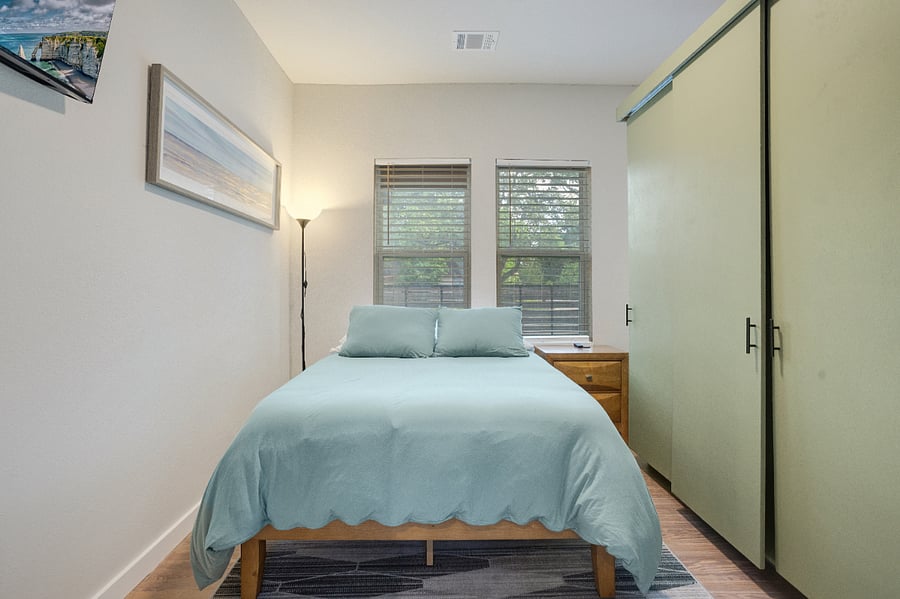 Furnished Finder property 536280_3 photo 28